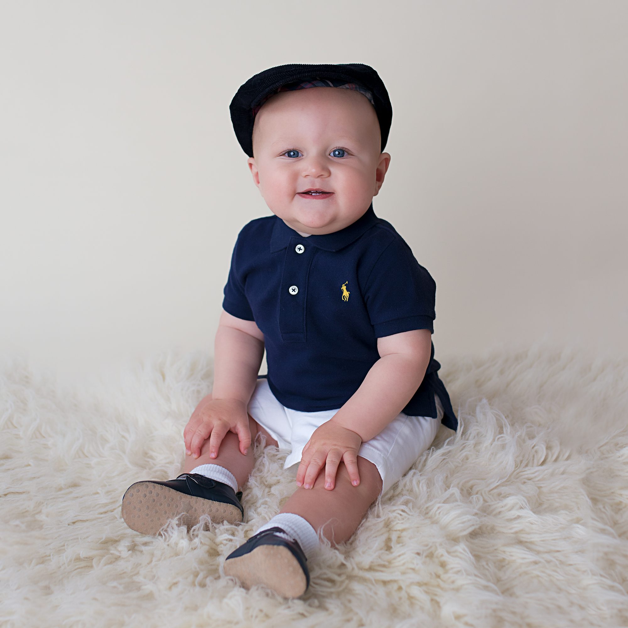 Sitting Baby Portrait - Baby Whispers Photography Royston Herts